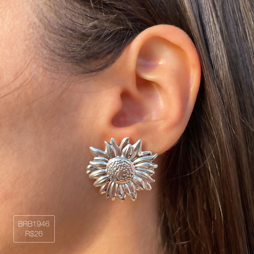 Brinco de Girassol Liso Prateado